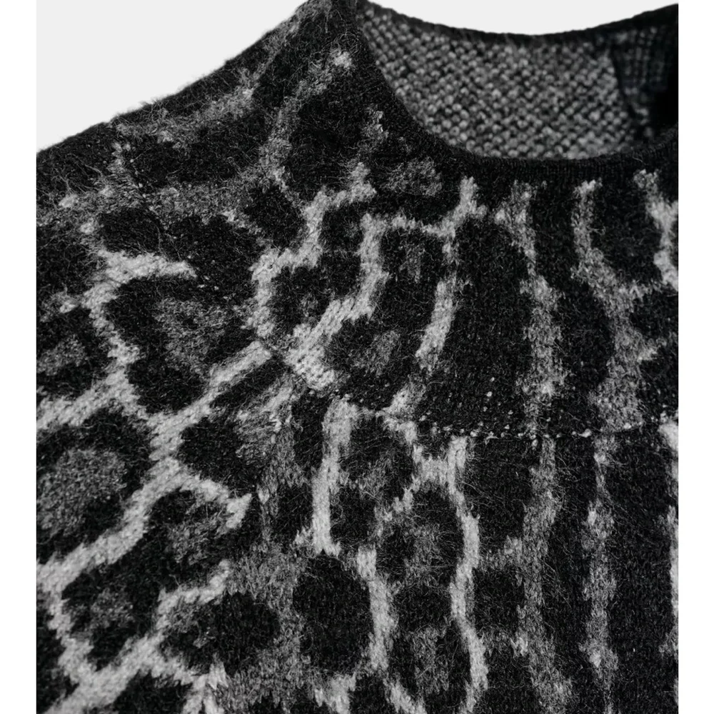 Zara NWT gray black snake skin print 3/4 sleeve wide sleeve knit sweater jumper - Picture 10 of 14